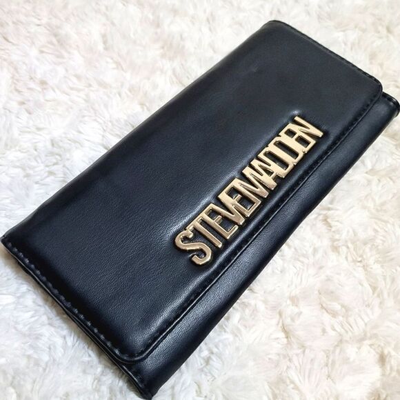 Steve Madden Black & Silver Logo Clutch Convertable Crossbody (No strap) - Picture 1 of 9